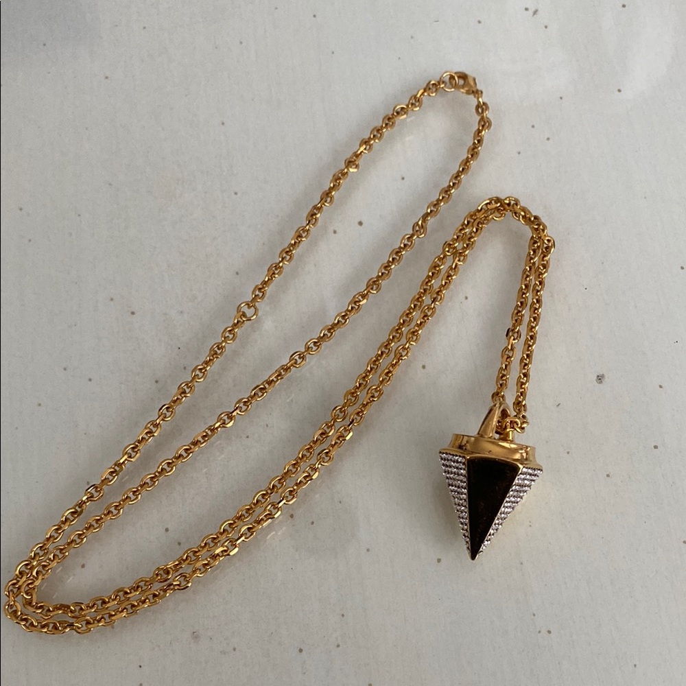 Gold Plated and Rhinestone Pendant Necklace
Drops 14 1/2 inches